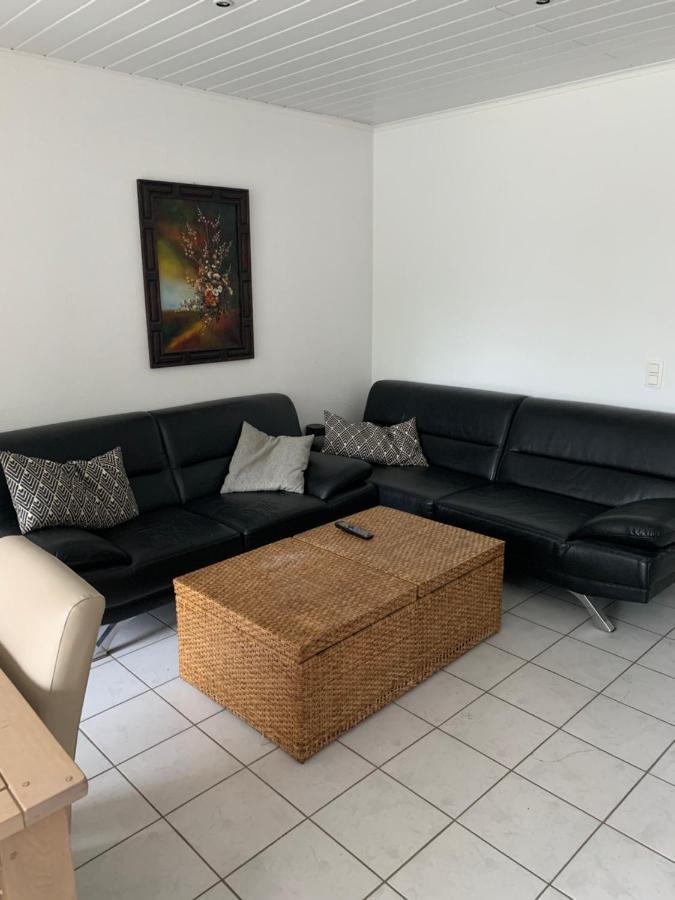 Okapi Apartment Halle  Luaran gambar
